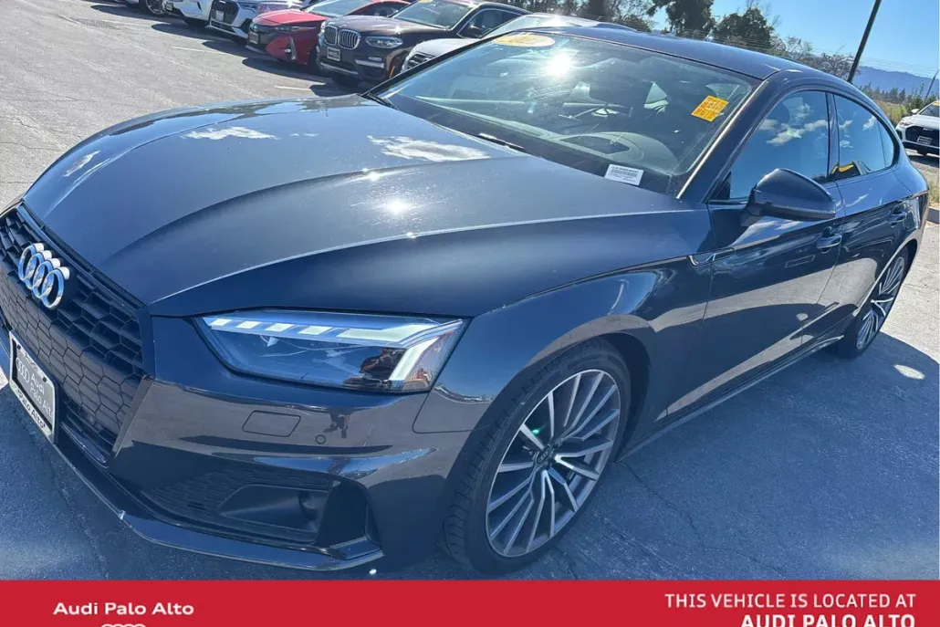 2022 Audi A5 Quattro Prestige photo 1
