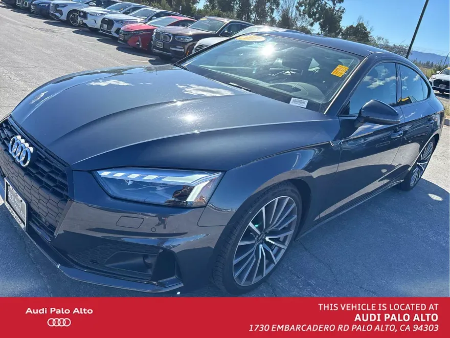 2022 Audi A5 Quattro Prestige photo 1
