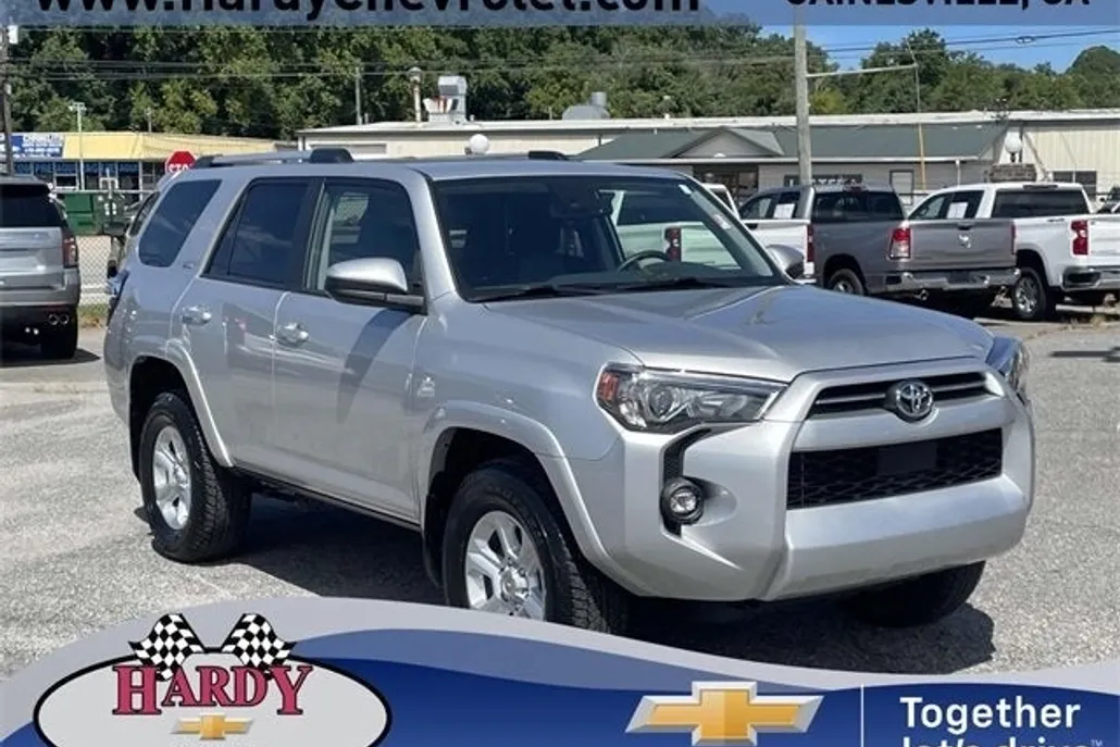 2024 Toyota 4Runner SR5 photo 1