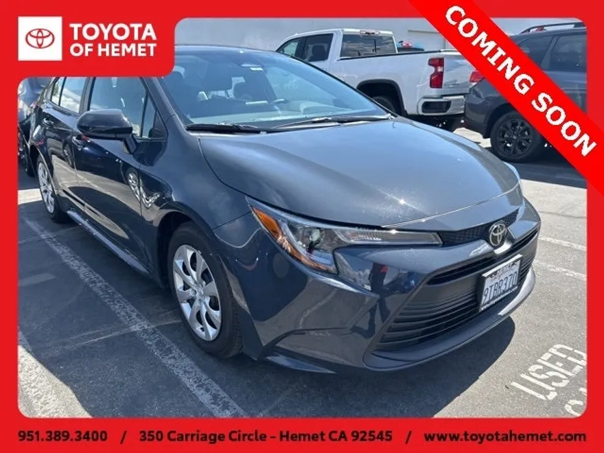 2025 Toyota Corolla LE photo 1