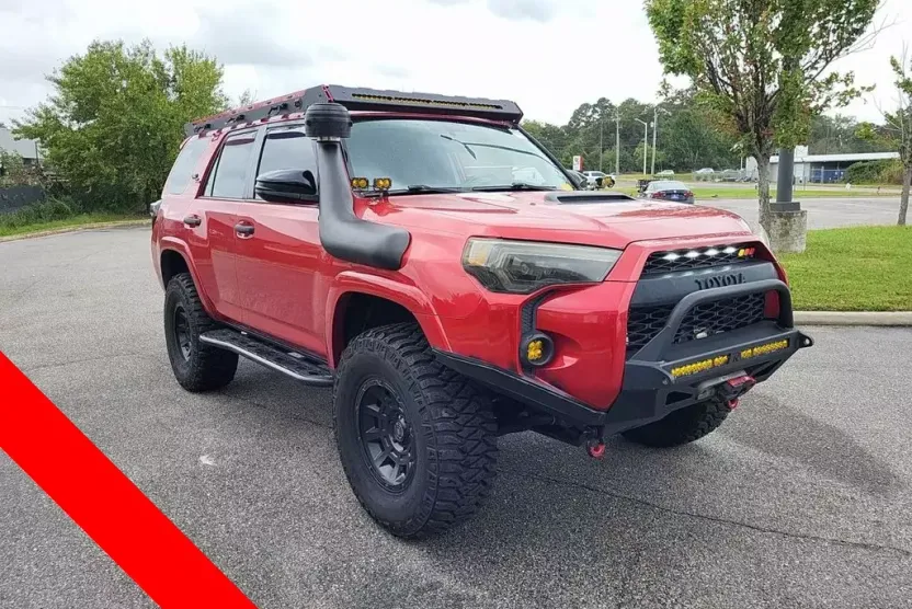 2018 Toyota 4Runner TRD Off-Road Premium photo 1