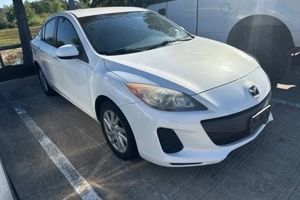 2012 Mazda Mazda3 Touring photo 1