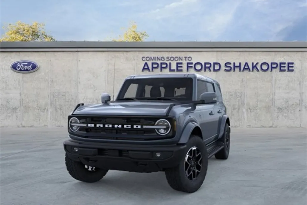 2025 Ford Bronco Outer Banks photo 1