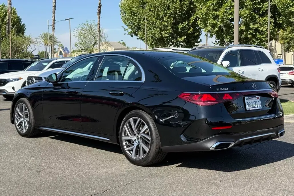 2025 Mercedes Benz E 350 photo 1