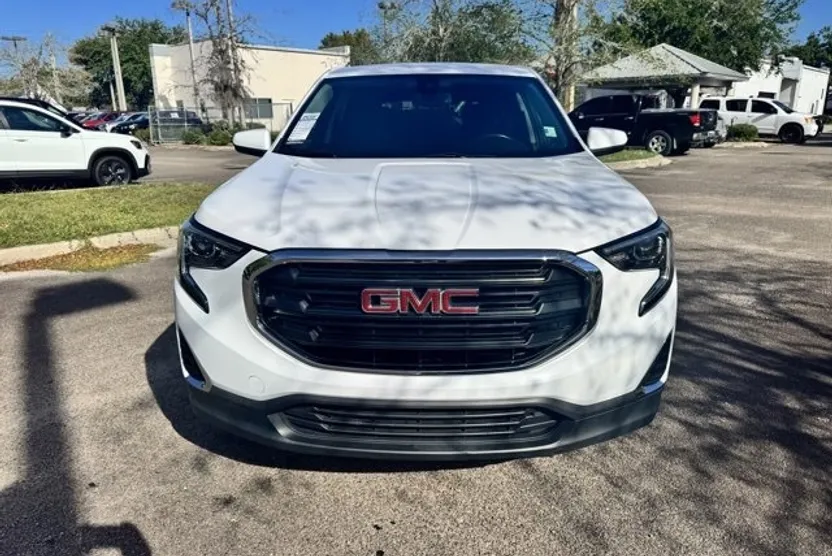 2020 Gmc Terrain SLE photo 1