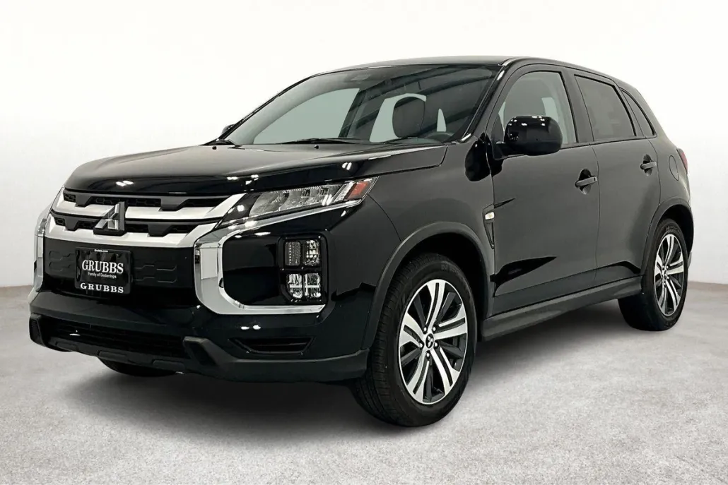 2024 Mitsubishi Outlander Sport ES photo 1
