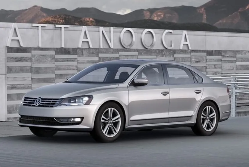 2015 Volkswagen Passat Limited photo 1