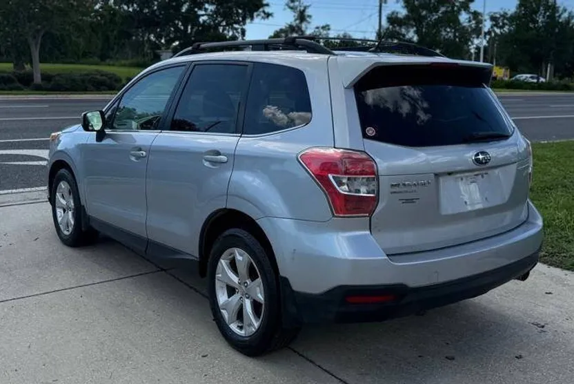2015 Subaru Forester 2.5i Limited photo 1