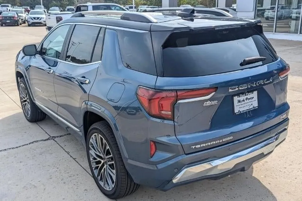 2026 Gmc Terrain Denali photo 1