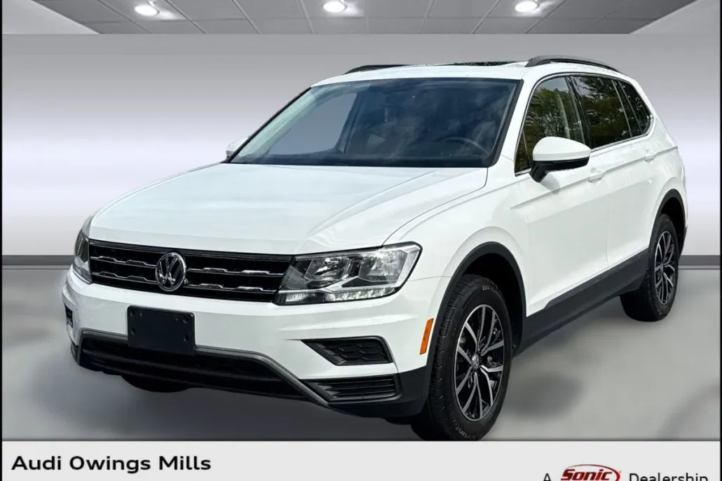 2021 Volkswagen Tiguan SE photo 1