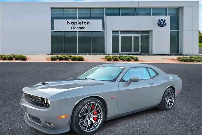 2017 Dodge Challenger SRT8 392 photo 1