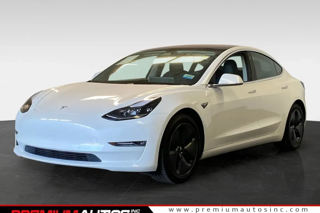 2018 Tesla Model 3 Mid Range photo 1