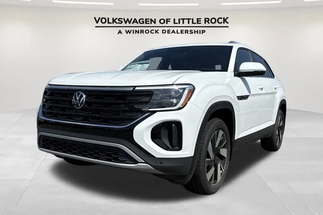 2025 Volkswagen Atlas Cross Sport SE Technology photo 1