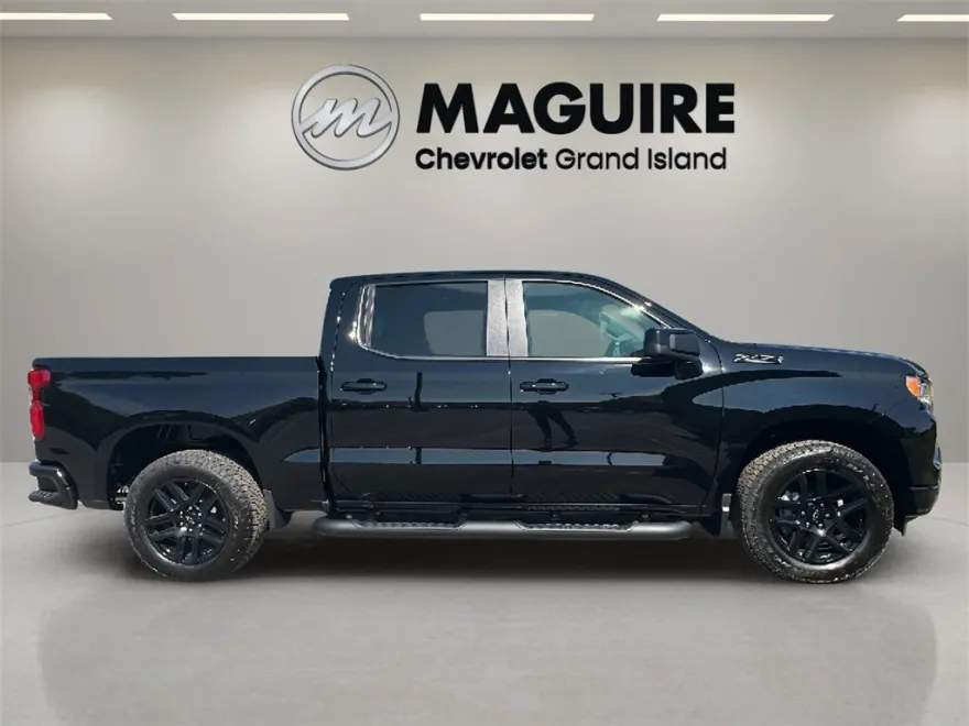 2026 Chevrolet Silverado 1500 RST photo 1