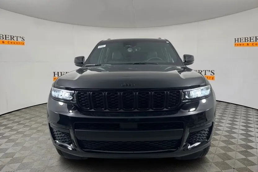 2025 Jeep Grand Cherokee Altitude X photo 1