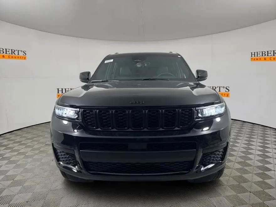 2025 Jeep Grand Cherokee Altitude X photo 1