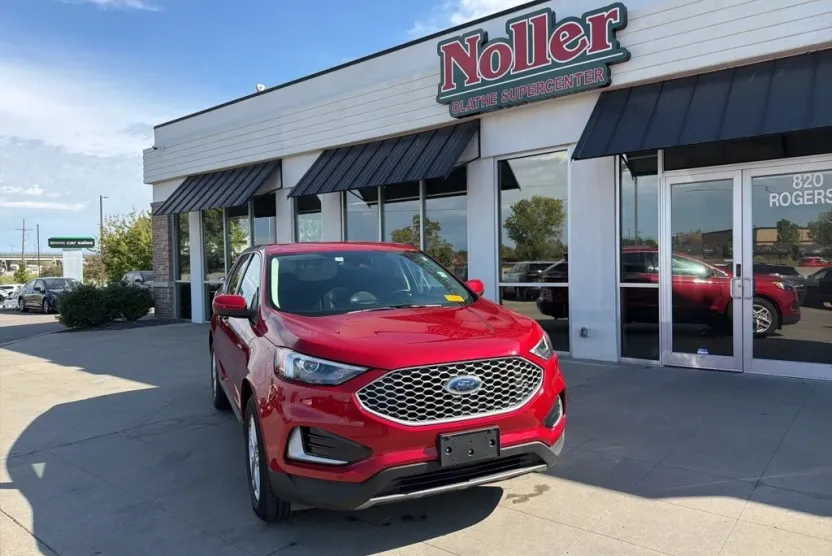 2024 Ford Edge SEL photo 1