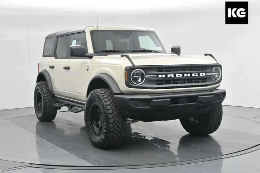 2025 Ford Bronco Big Bend photo 1