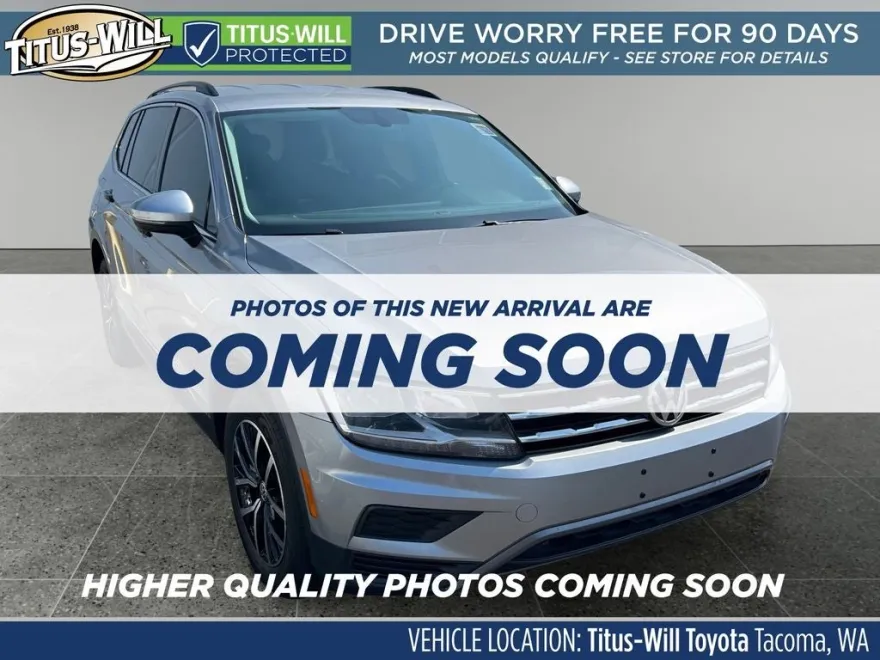 2021 Volkswagen Tiguan SE photo 1