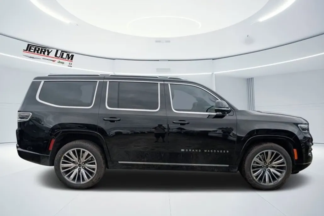 2025 Jeep Grand Wagoneer Base photo 1