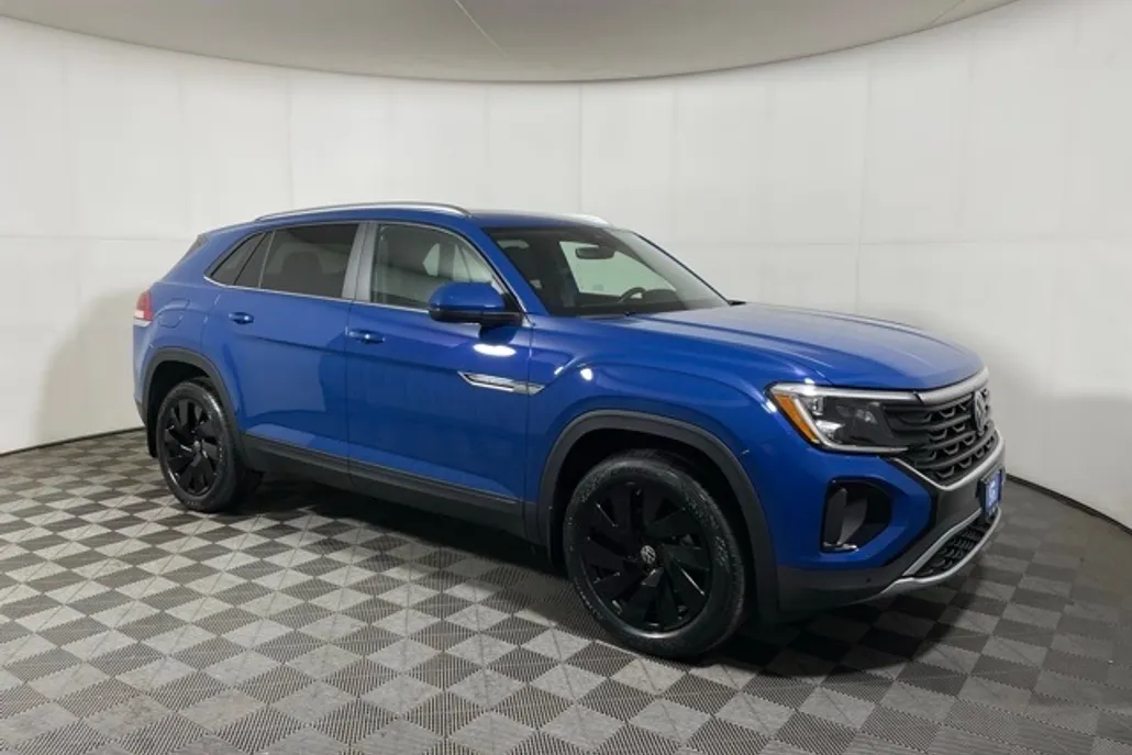 2025 Volkswagen Atlas Cross Sport SE Technology photo 1