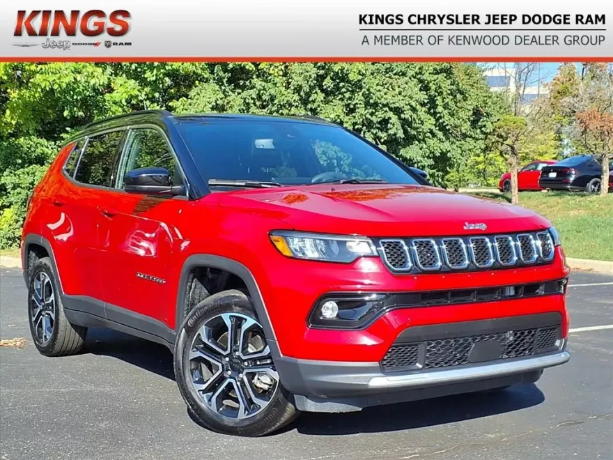 2023 Jeep Compass Limited photo 1