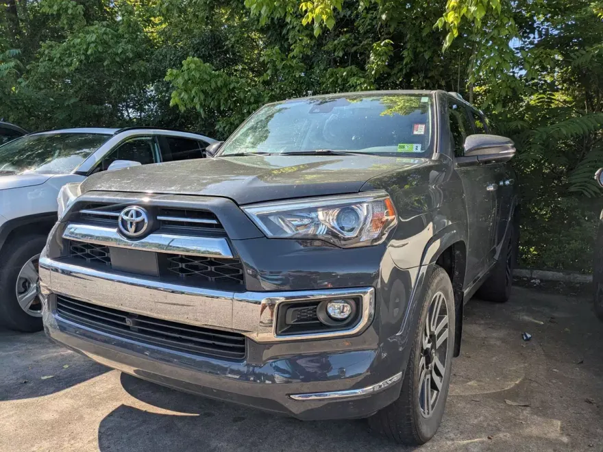 2024 Toyota 4Runner Limited photo 1