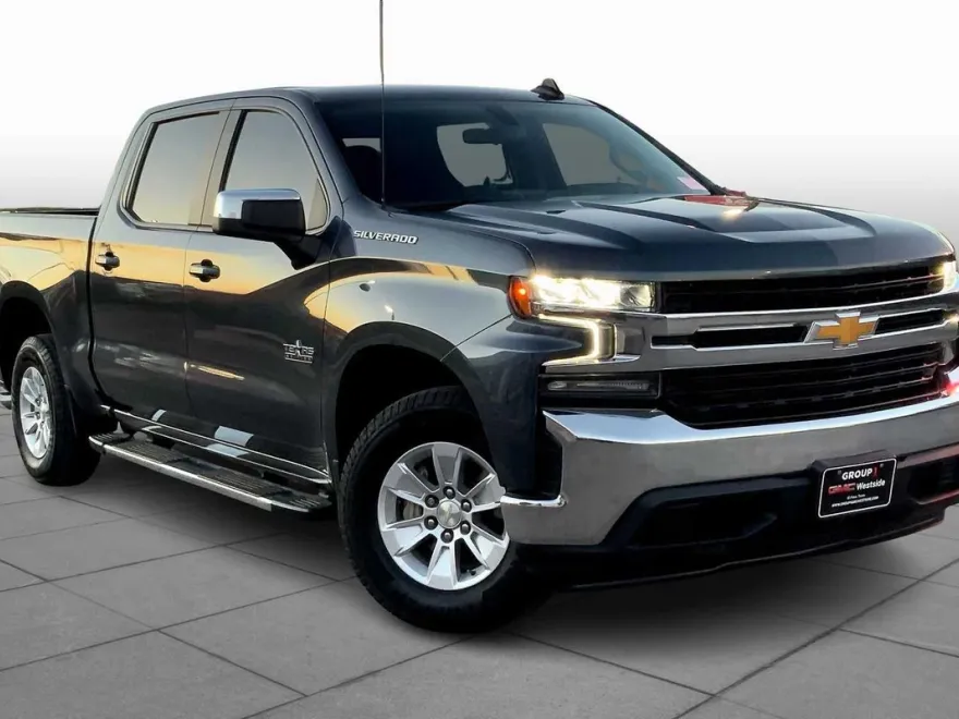 2020 Chevrolet Silverado 1500 LT photo 1