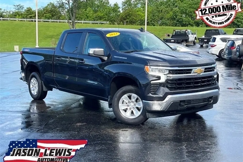 2023 Chevrolet Silverado 1500 LT photo 1