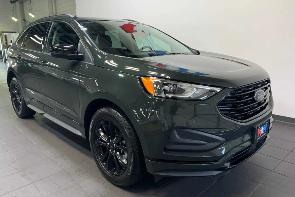 2024 Ford Edge SE photo 1