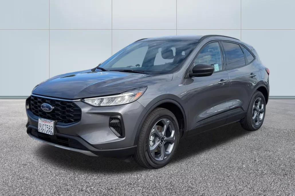 2025 Ford Escape Hybrid ST-Line photo 1