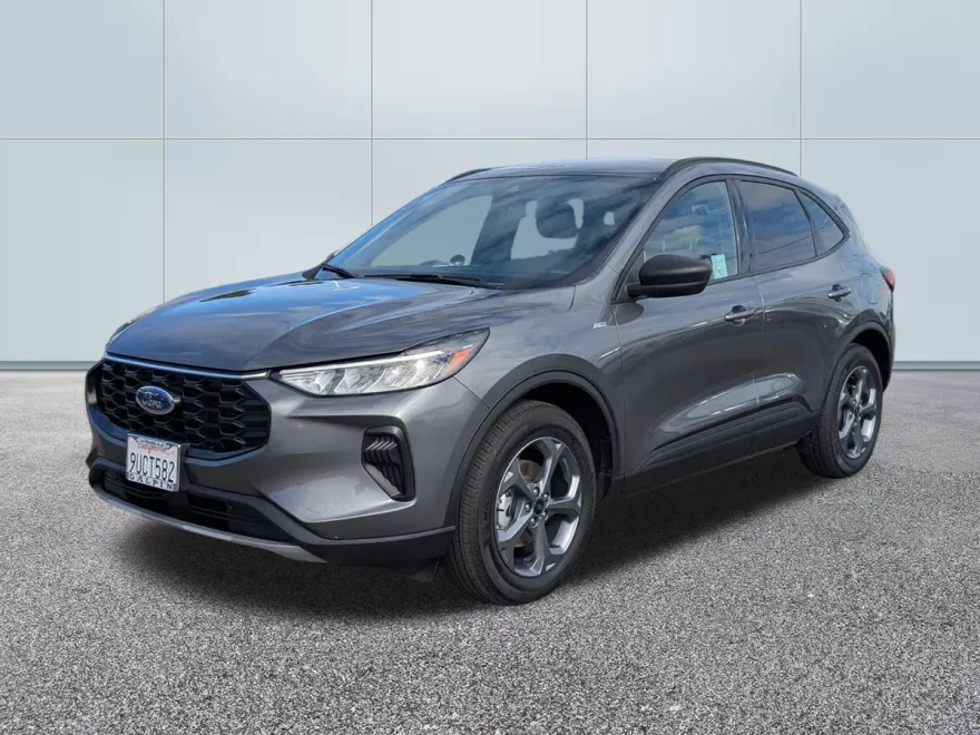 2025 Ford Escape Hybrid ST-Line photo 1