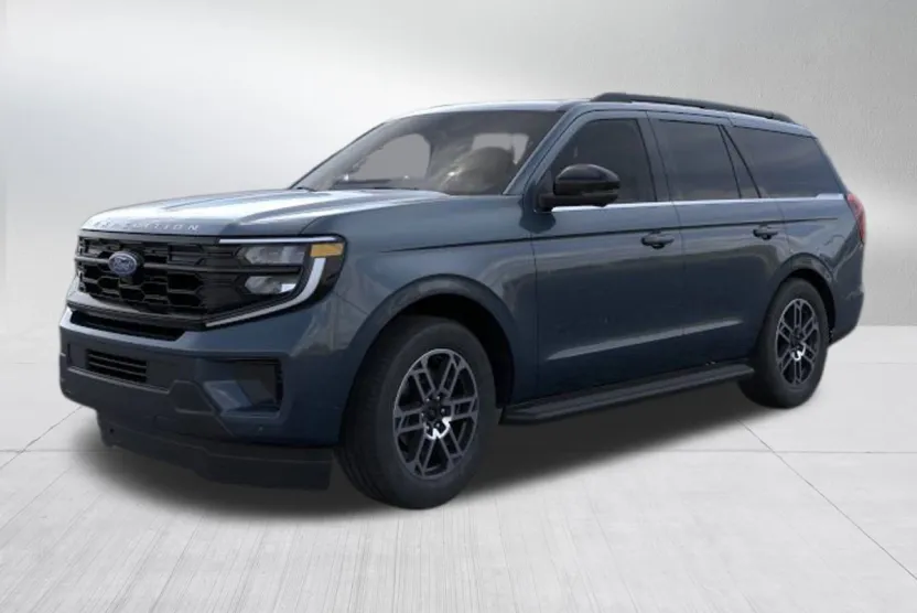 2025 Ford Expedition photo 1