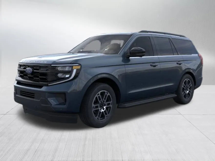 2025 Ford Expedition photo 1