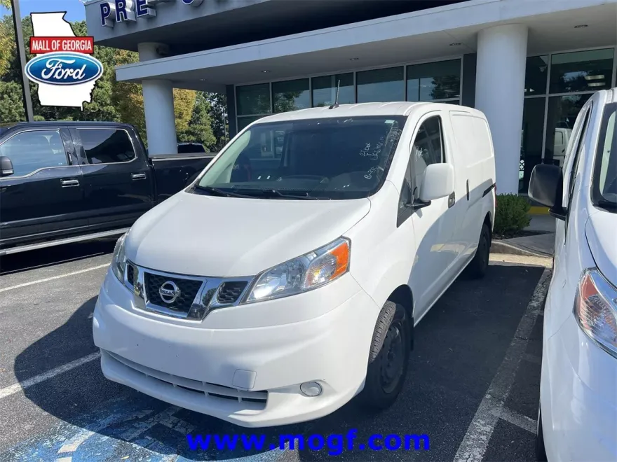 2020 Nissan NV200 SV photo 1