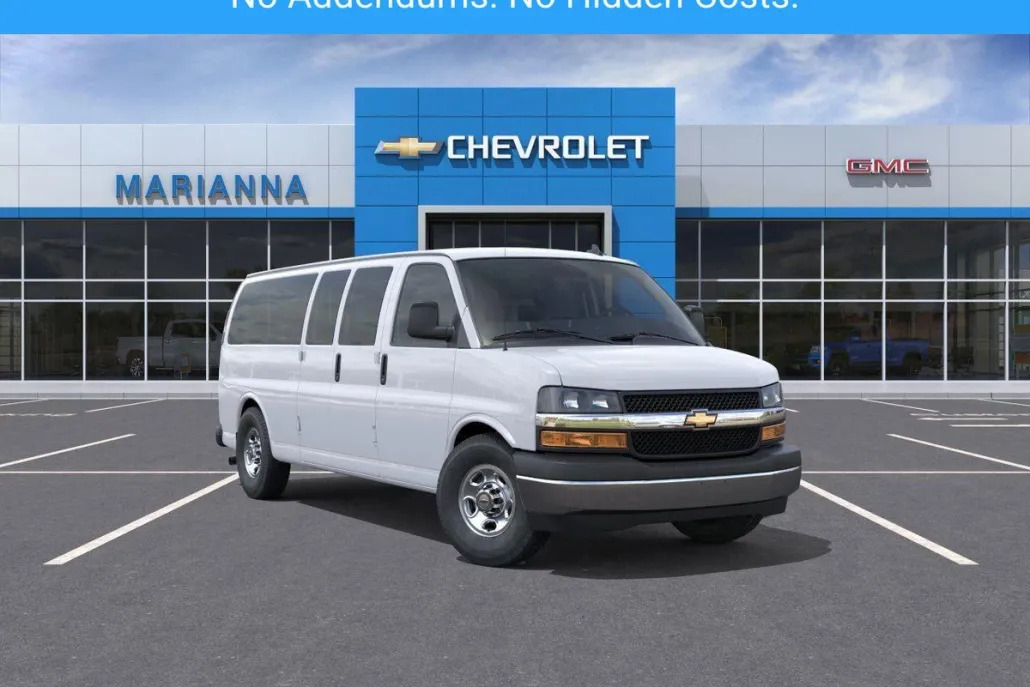 2025 Chevrolet Express Passenger 3500 photo 1