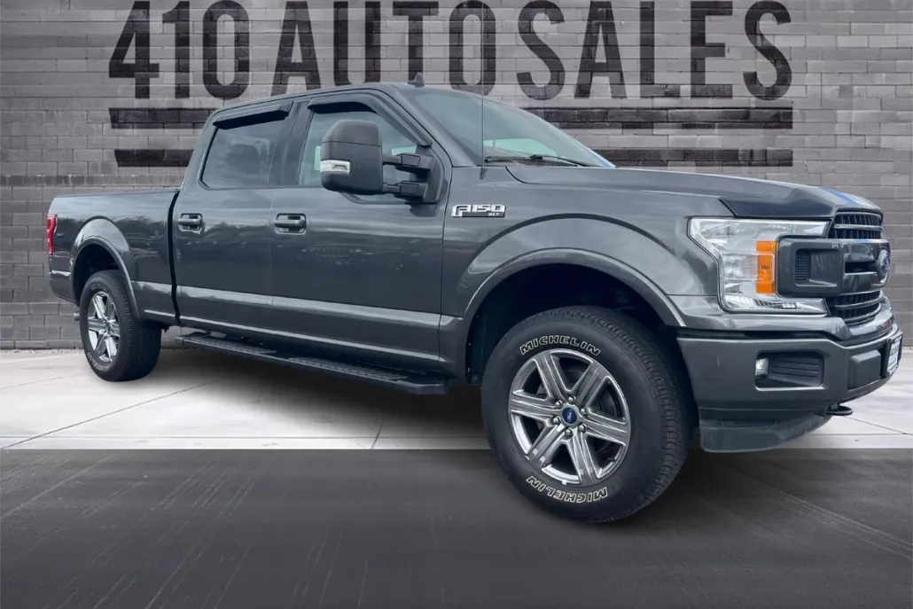 2019 Ford F-150 XLT photo 1