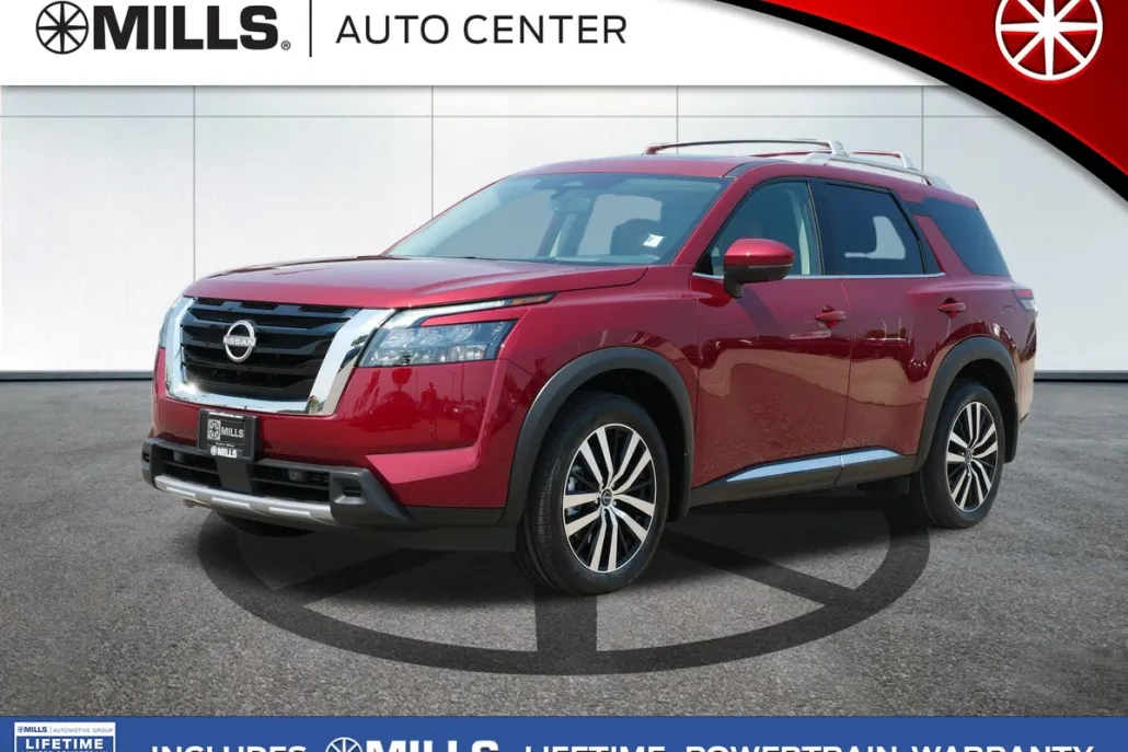 2025 Nissan Pathfinder Platinum photo 1