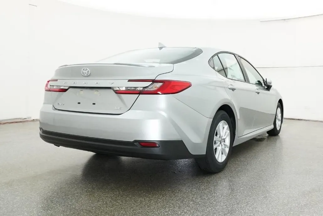 2026 Toyota Camry LE photo 1