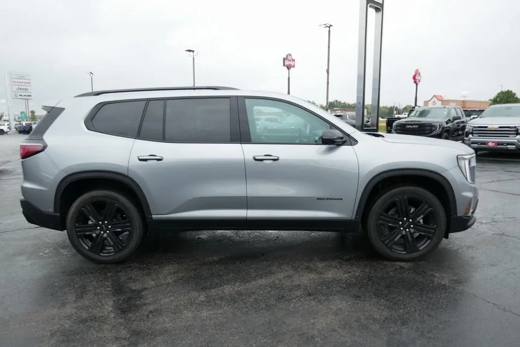 2025 Gmc Acadia Elevation photo 1