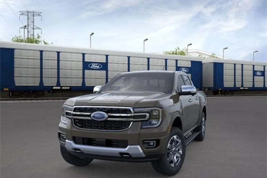 2025 Ford Ranger Lariat photo 1
