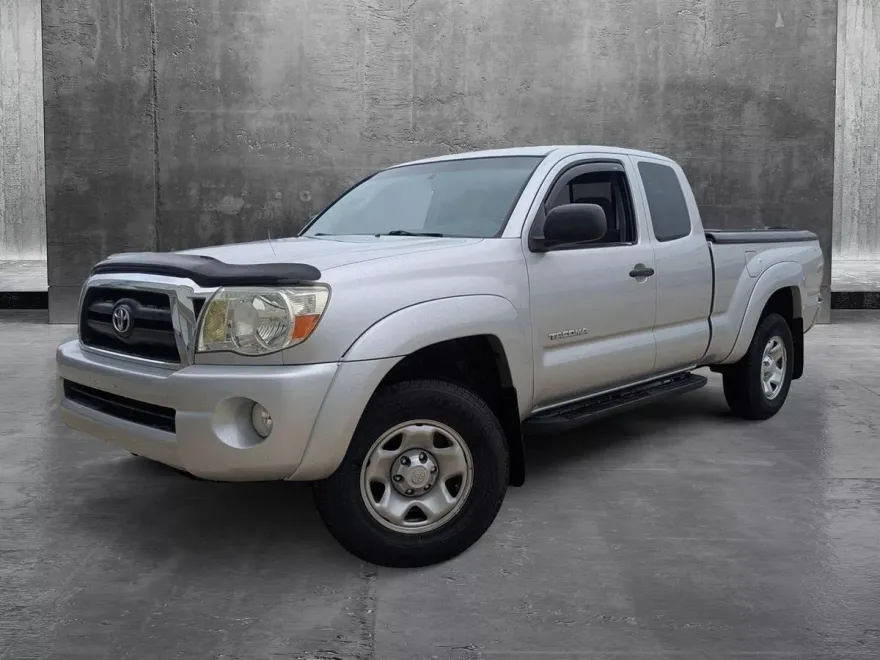 2005 Toyota Tacoma Access Cab V6 PreRunner photo 1
