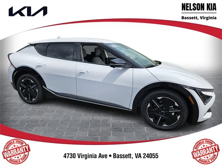 2025 Kia EV6 Wind photo 1