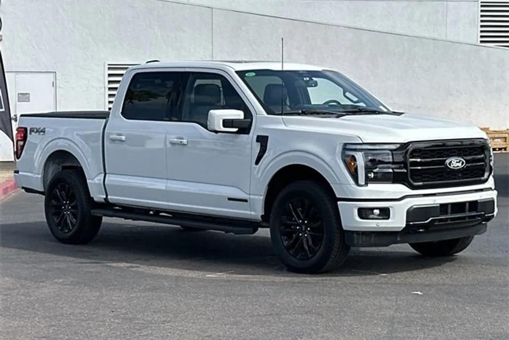 2025 Ford F-150 Lariat photo 1