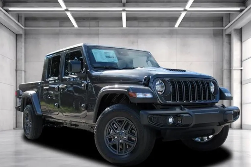 2025 Jeep Gladiator Sport S photo 1