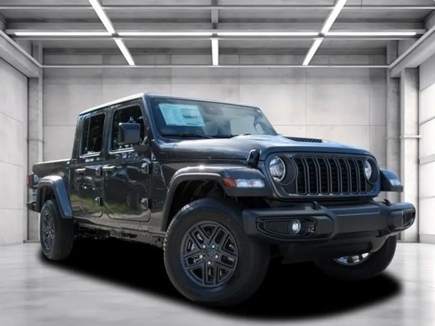2025 Jeep Gladiator Sport S photo 1