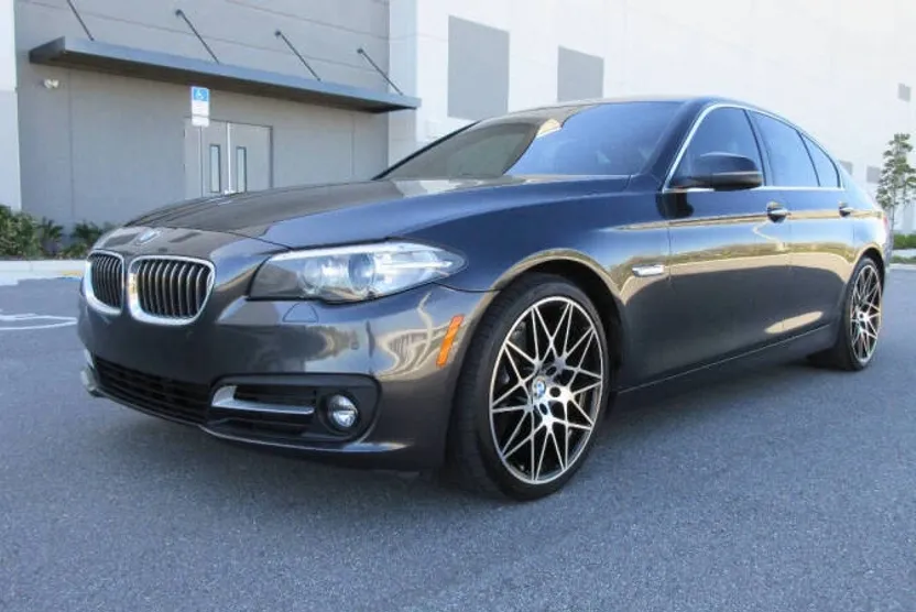 2016 Bmw 528i 5-series photo 1