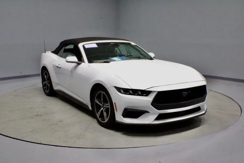 2024 Ford Mustang EcoBoost Premium photo 1