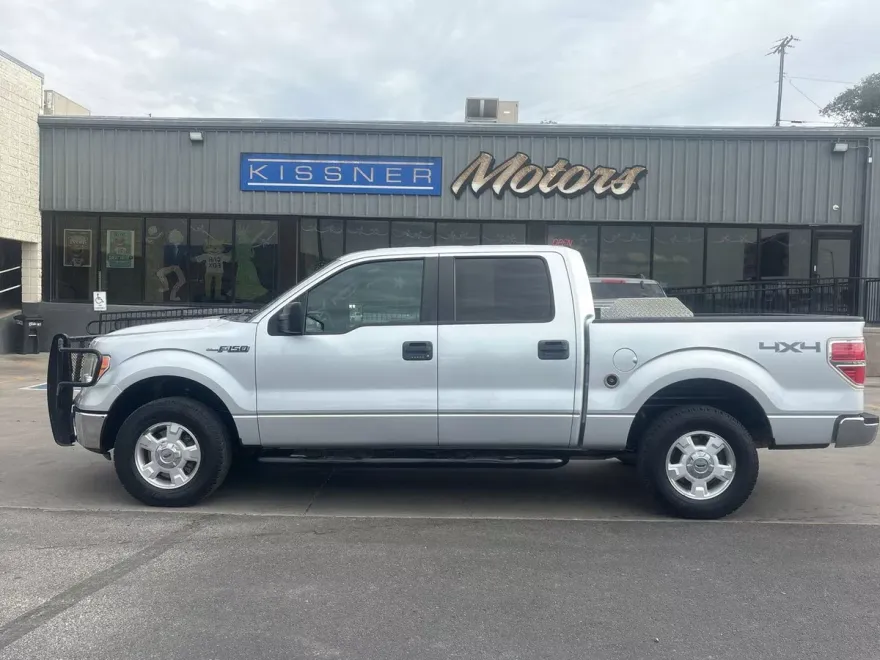2013 Ford F-150 XLT photo 1