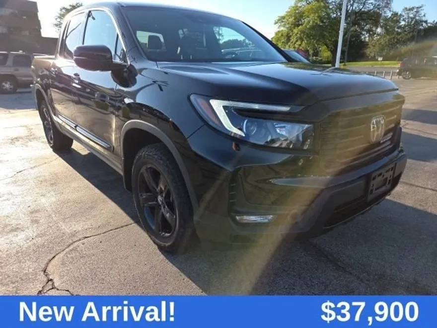 2023 Honda Ridgeline Black Edition photo 1
